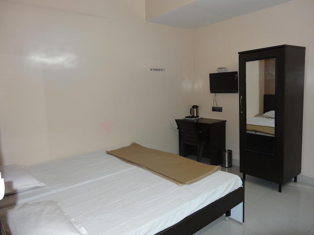 Dwaraka Inn Hyderabad Habitación foto